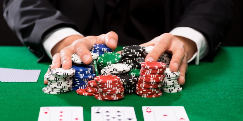 Giới thiệu về bài Poker